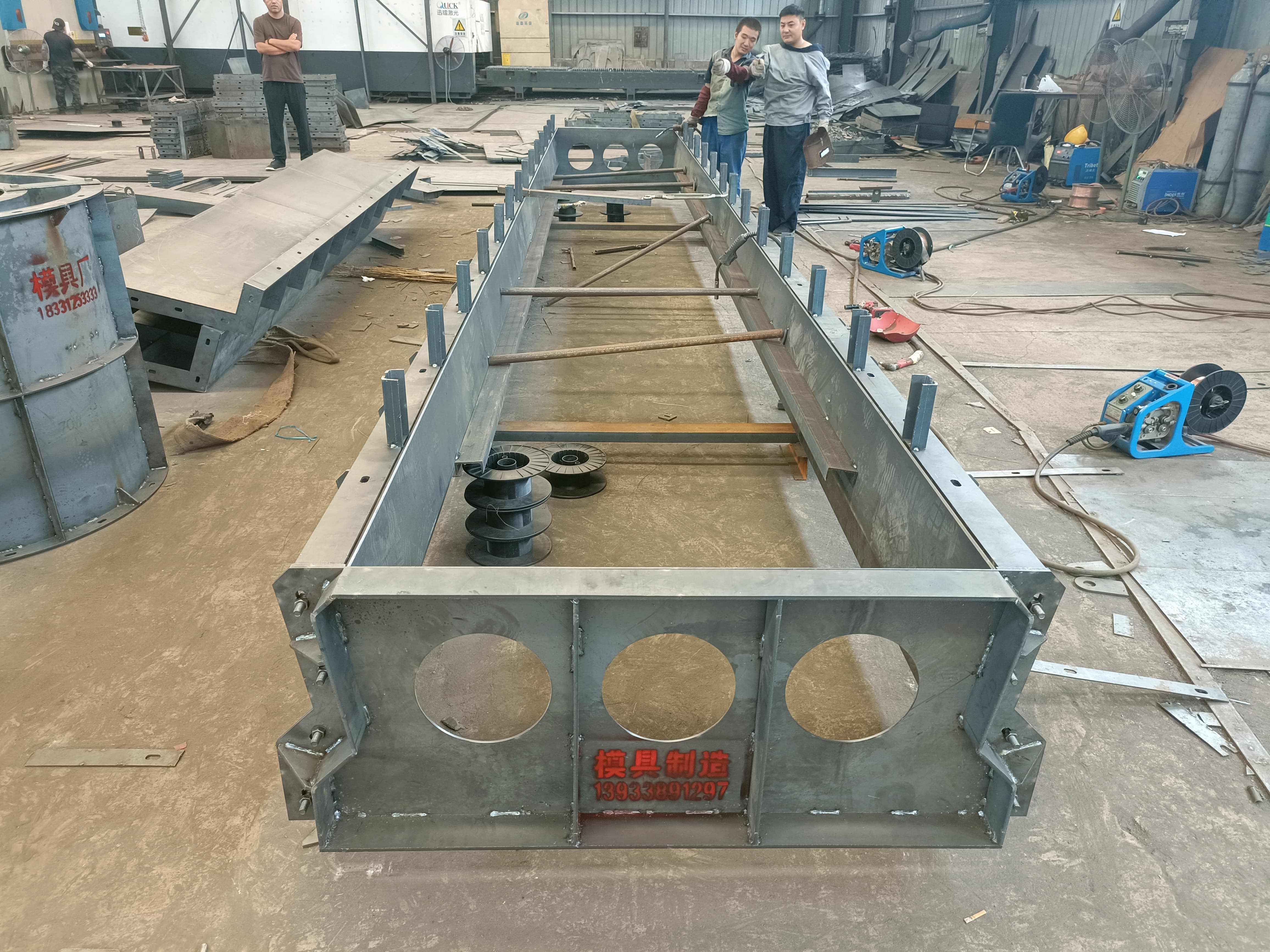 焦作市防撞墙钢模具