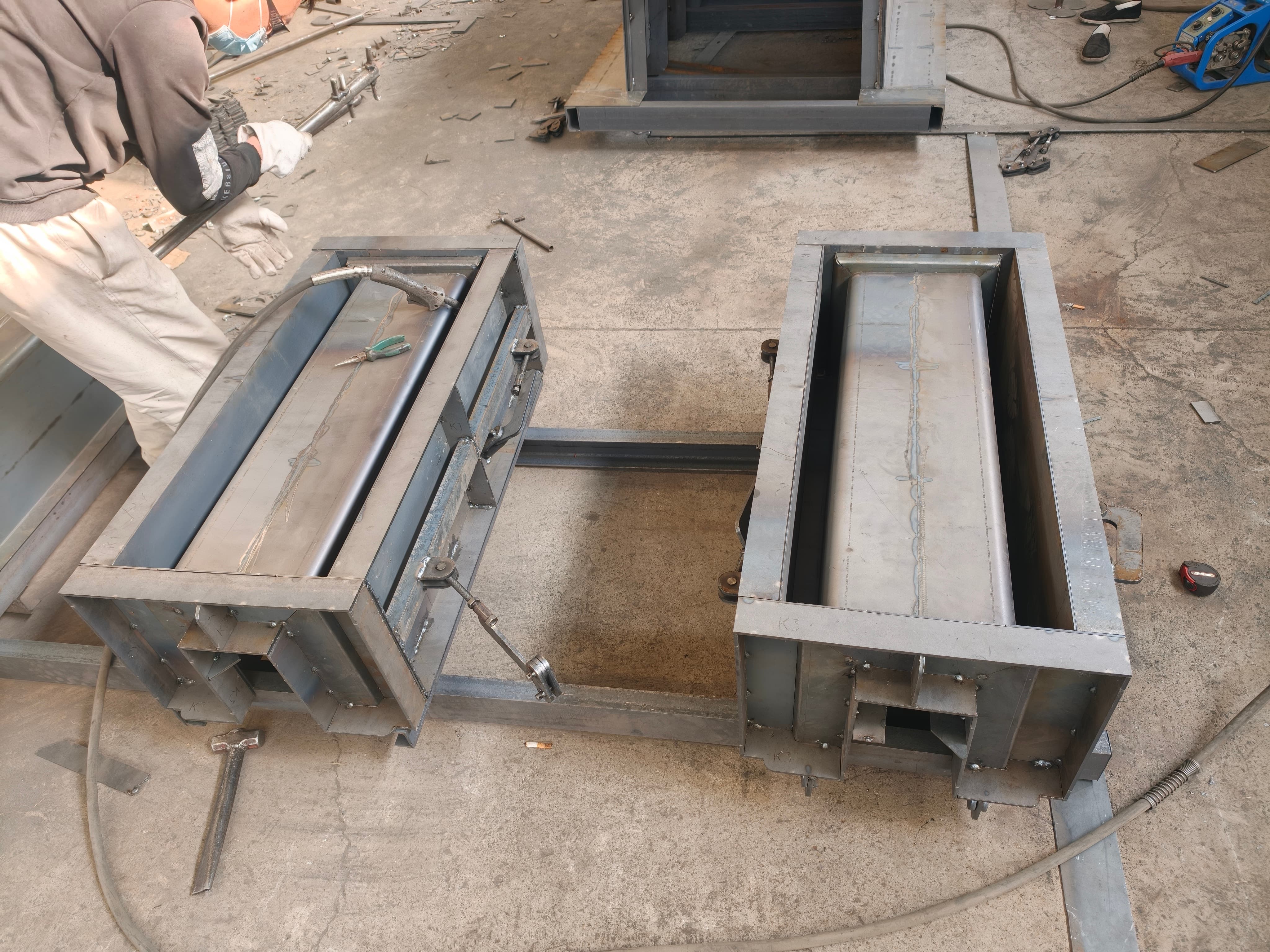 焦作市高速公路流水槽模具
