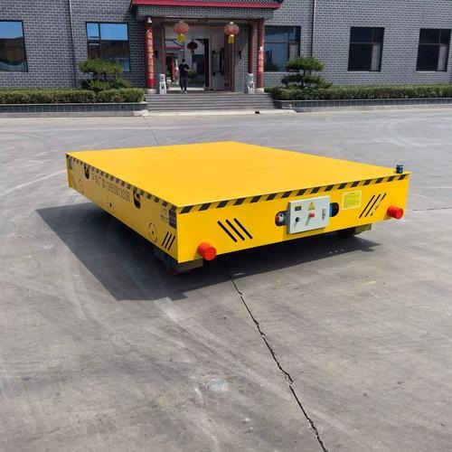 无轨万向蓄电池搬运平车