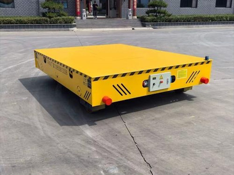 无轨万向蓄电池搬运平车