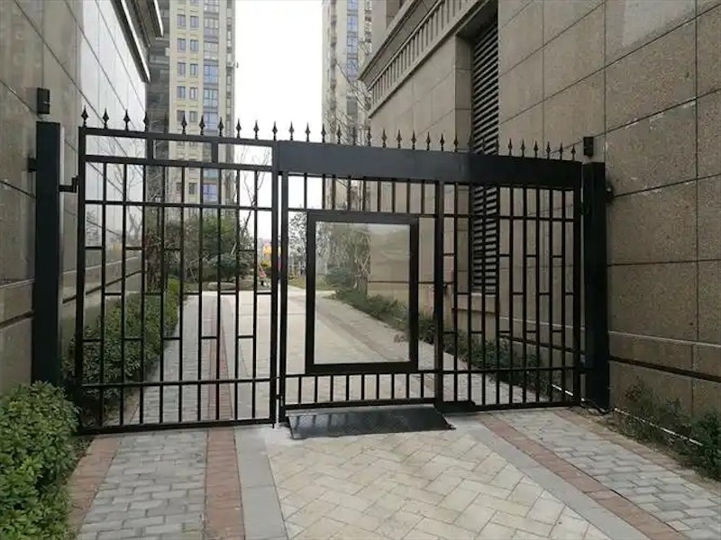铝板雨棚