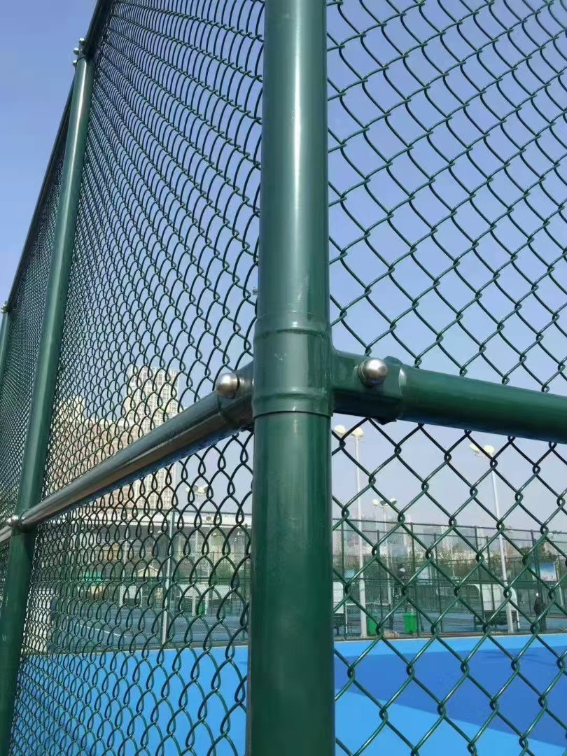 球场围栏