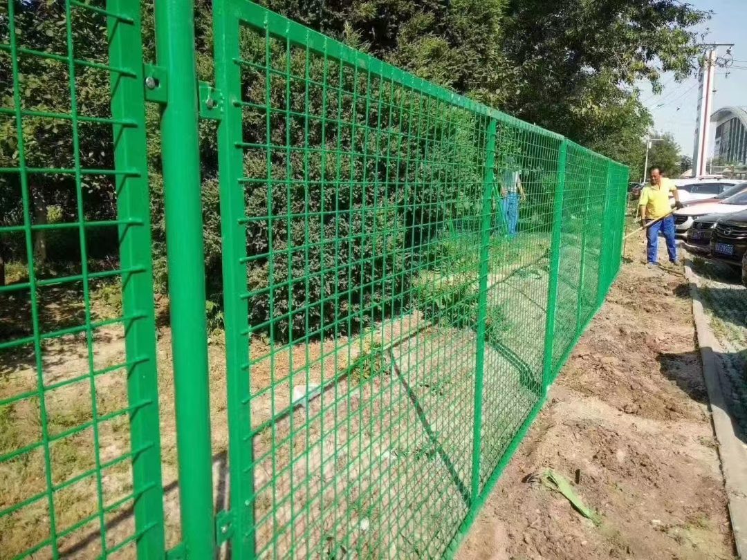 高速公路护栏网