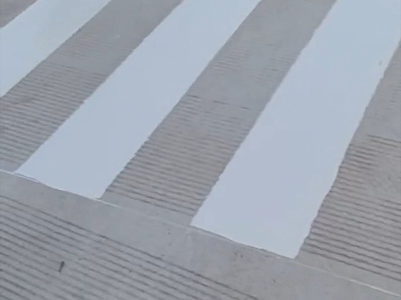 路面划线
