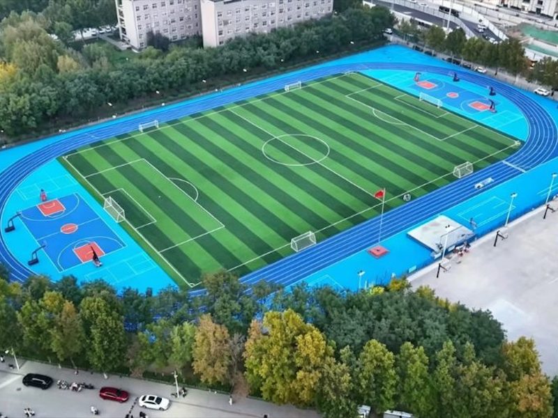 学校足球场人造草坪