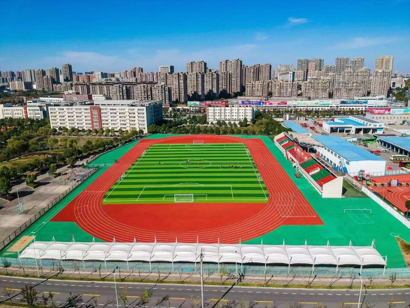 足球场人造草坪
