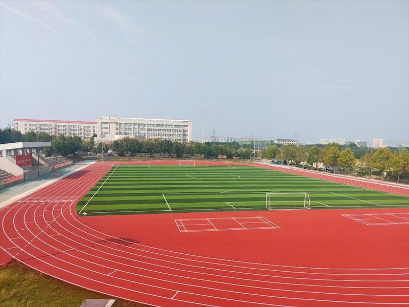 操场塑胶跑道