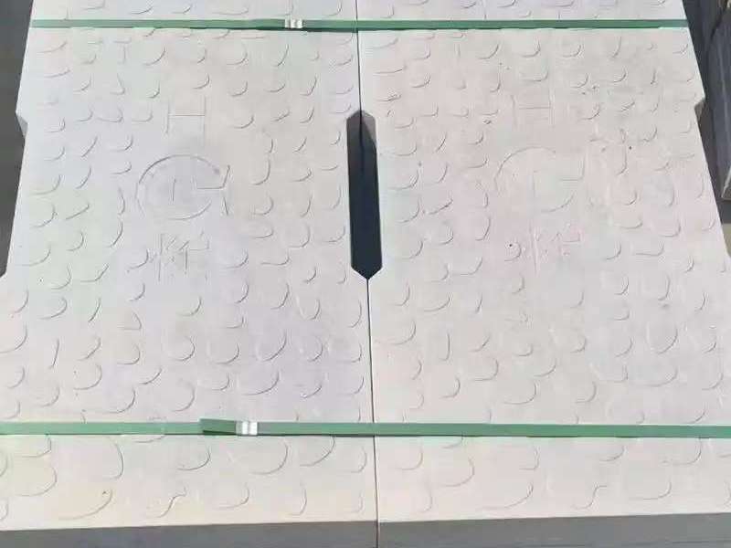 水泥盖板