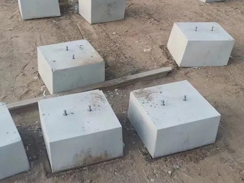光伏水泥墩