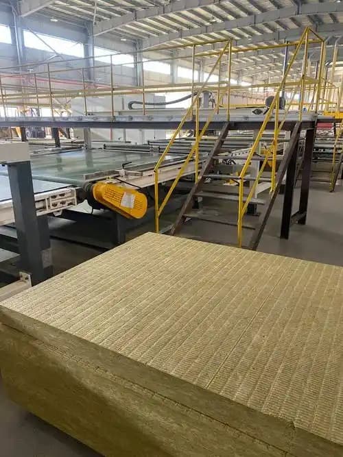 复合板防火包裹施工
