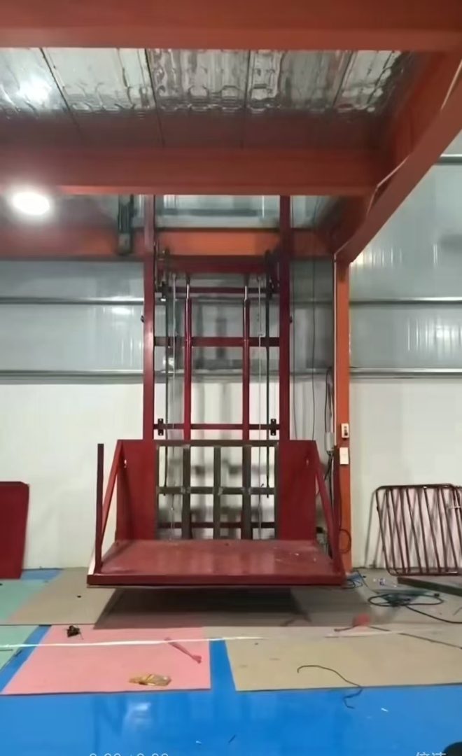全层货梯