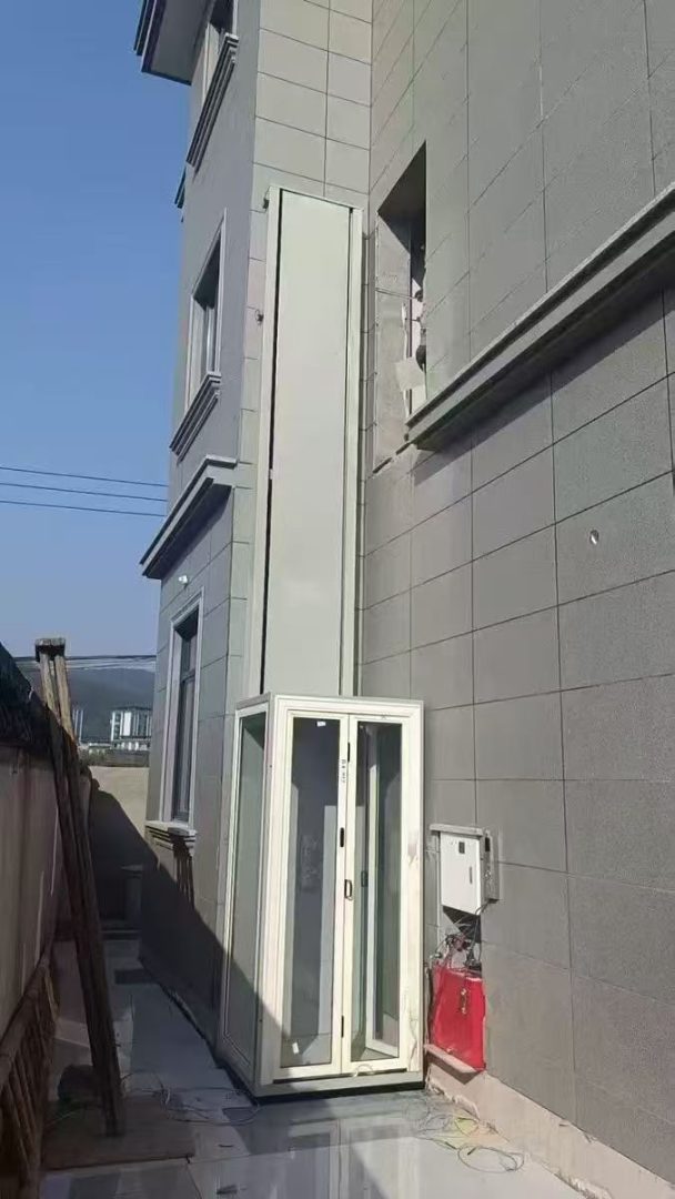 升降货梯