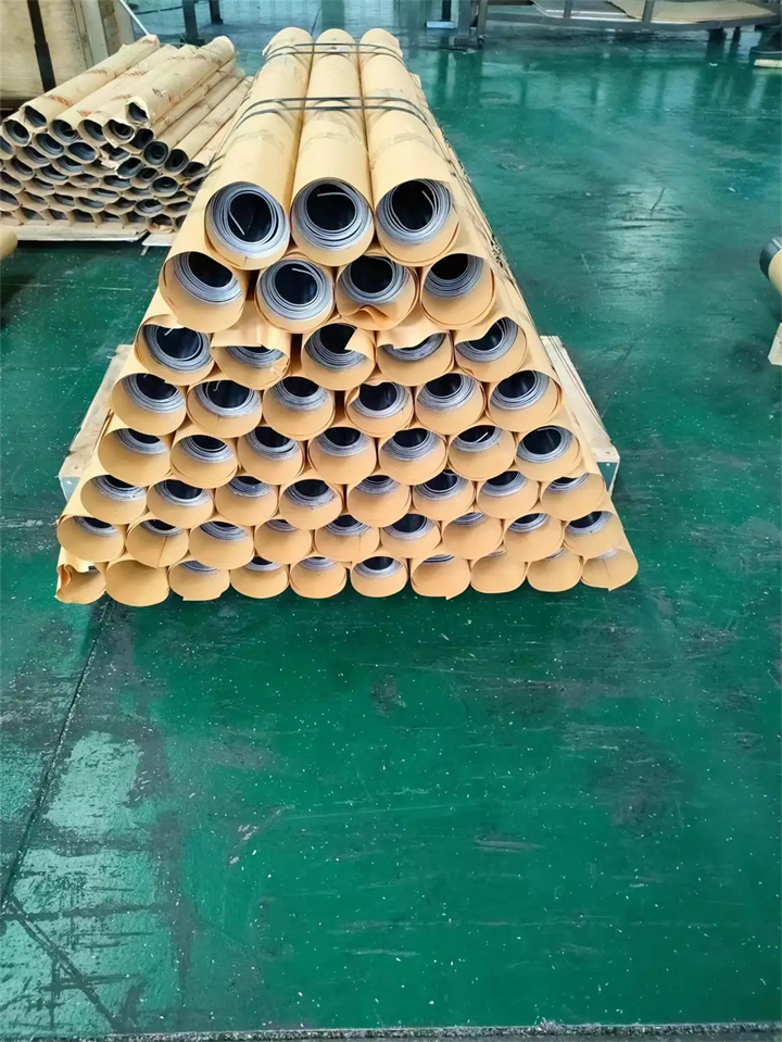 铅板