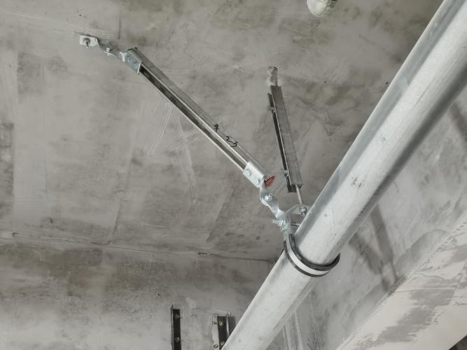 u型抗震支架