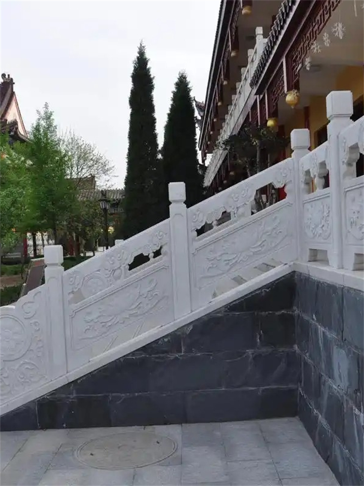 园林石栏杆价格：青石/大理石护栏报价