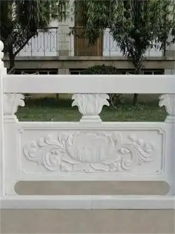 六盘水市水城区仿古石栏杆安装：古建筑修复与园林景观装饰应用