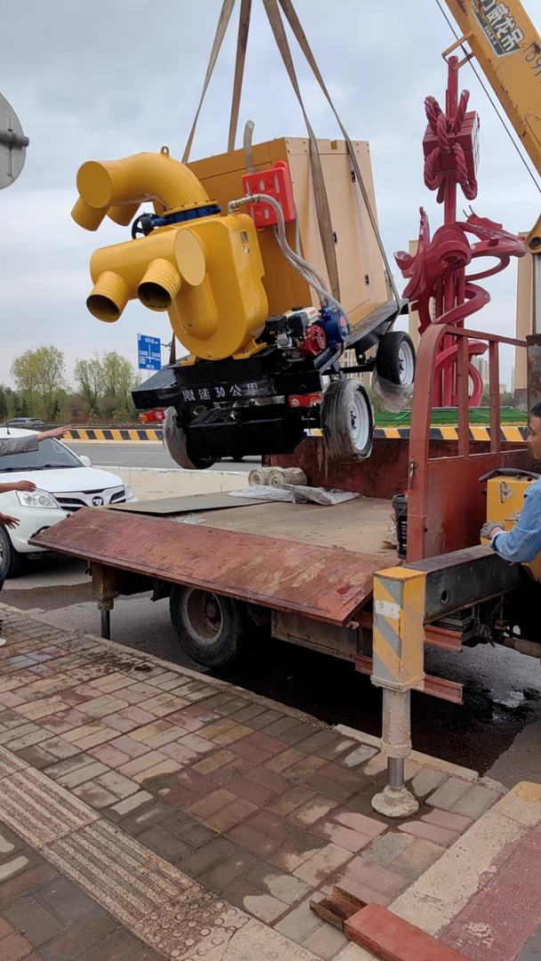 排水抢险车