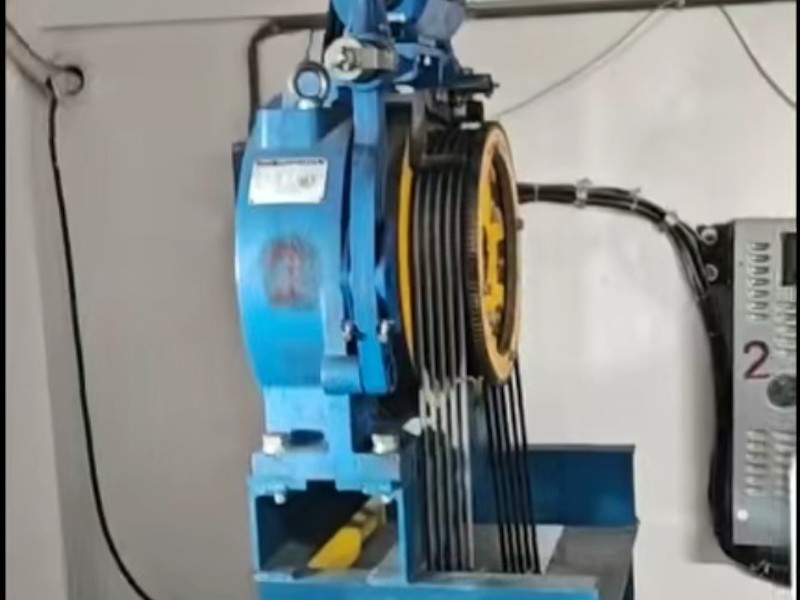 电梯回收作业现场
