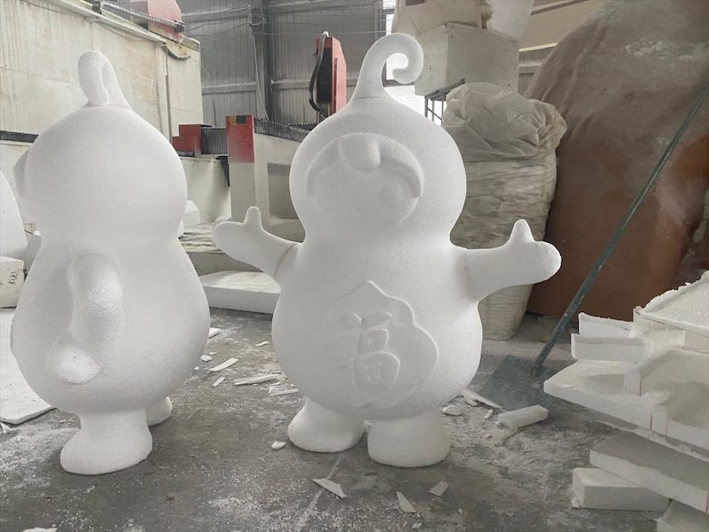 泡沫人物雕塑