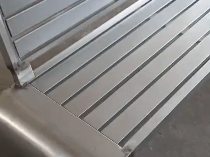 林芝市学校长椅