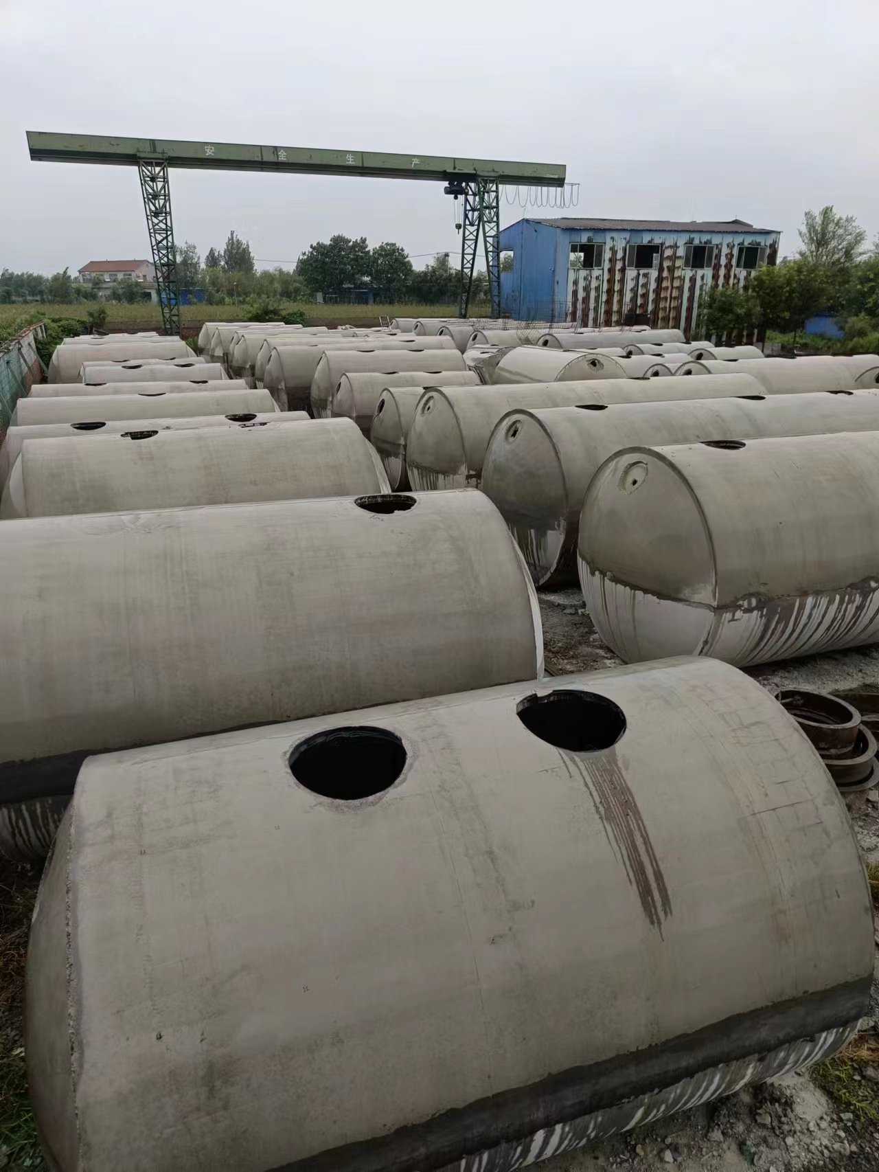 拉萨市堆龙德庆区农村改厕选化粪池，玻璃钢还是混凝土？