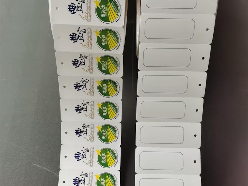 卷筒吊牌应用场景