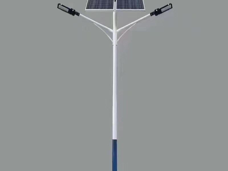 太阳能路灯安装效果