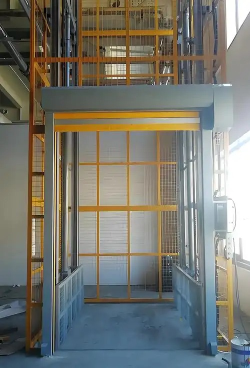 巴音郭楞升降机