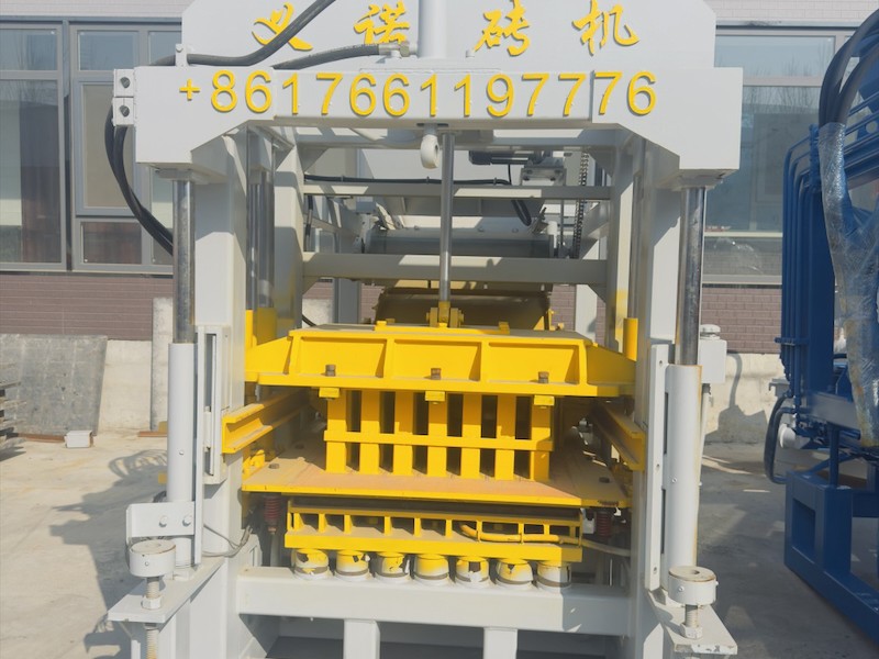 全自动砖机展示