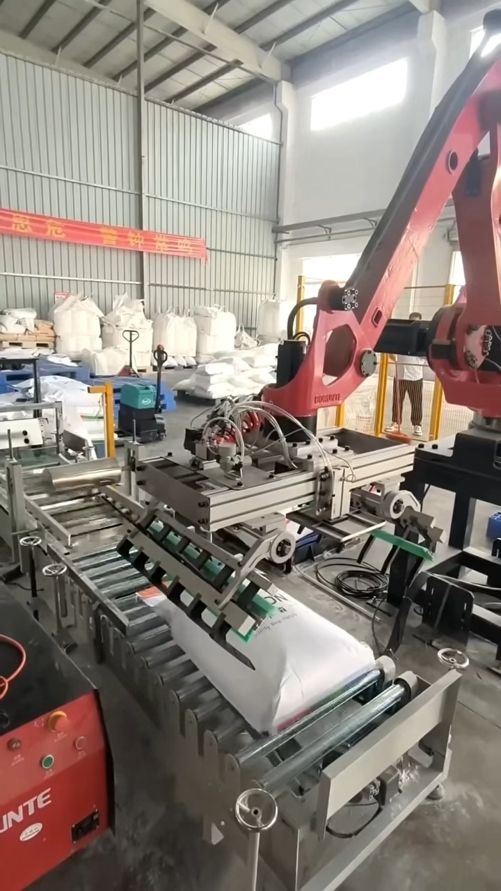福建省焊接机器人技术升级：伯朗特六轴机器人新特性