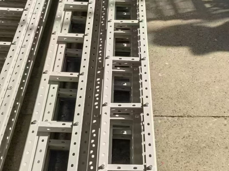驻马店市光纤槽道