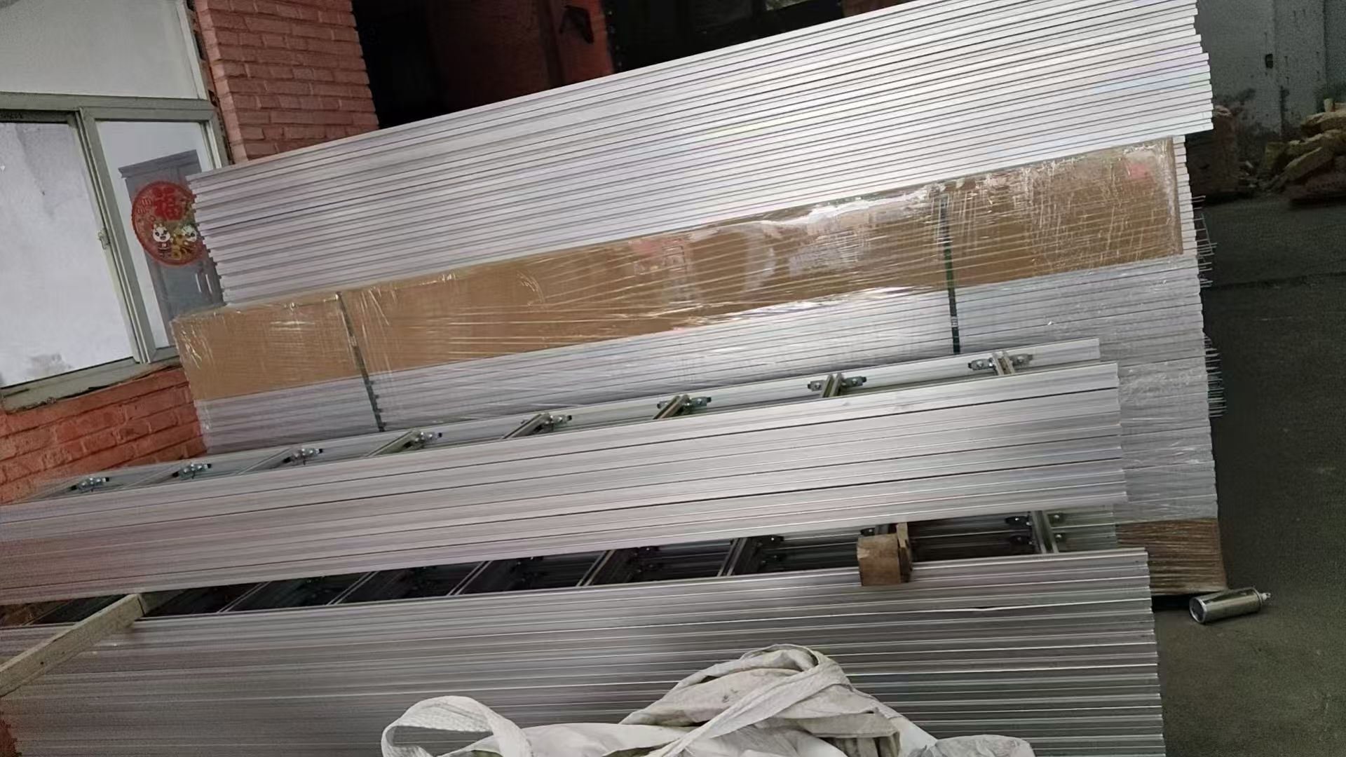 驻马店市铝合金网格走线架