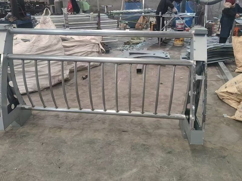 大桥防撞护栏