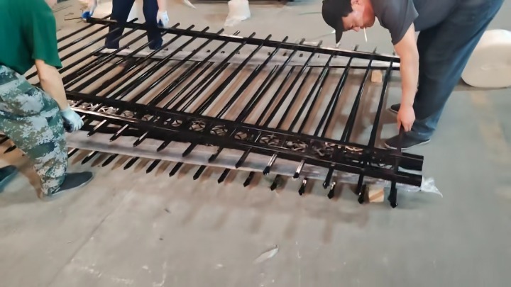 栅栏围墙护栏