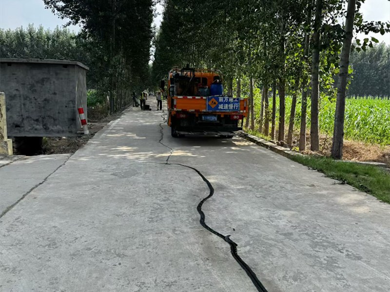 公路灌缝胶
