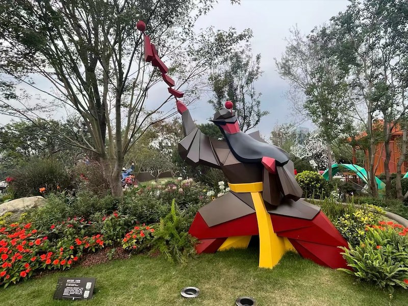 百色市大型不锈钢雕塑