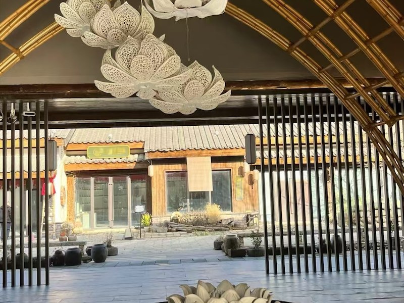 百色市广场不锈钢雕塑