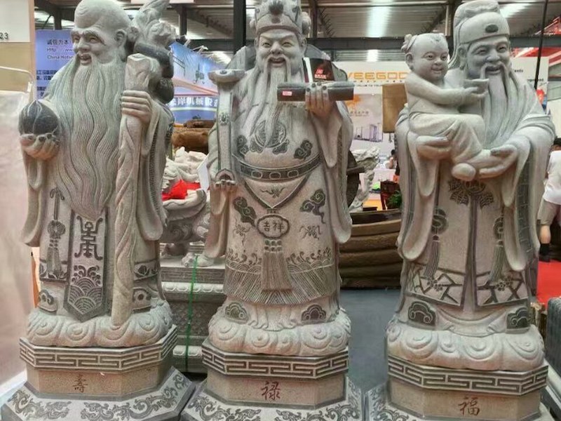 可克达拉市形体雕塑