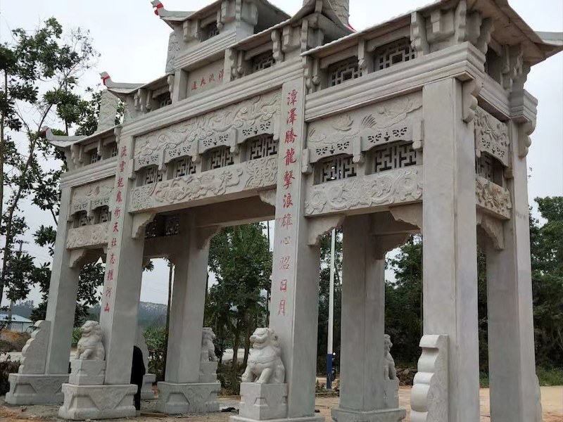 可克达拉市石雕牌坊