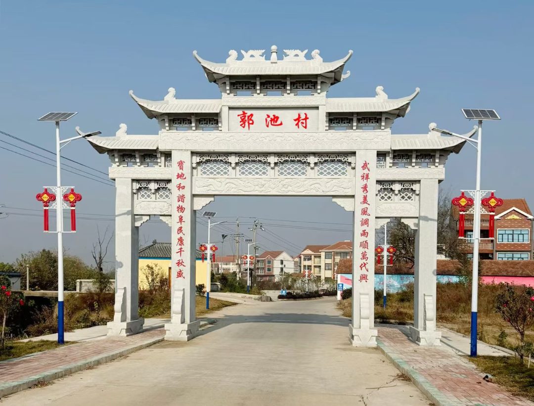 可克达拉市大理石牌坊