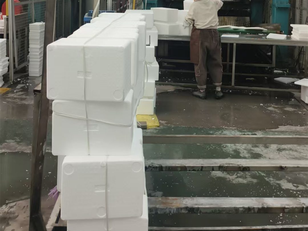 高密度泡沫箱