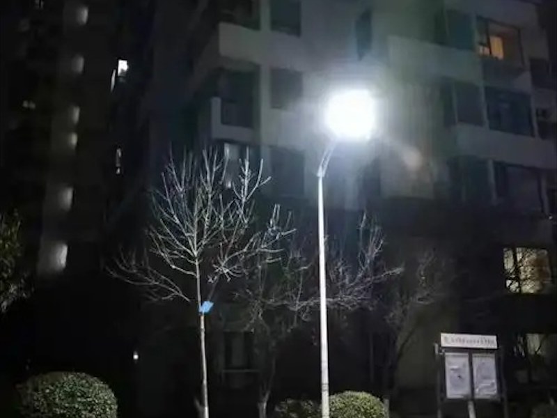 公园路灯