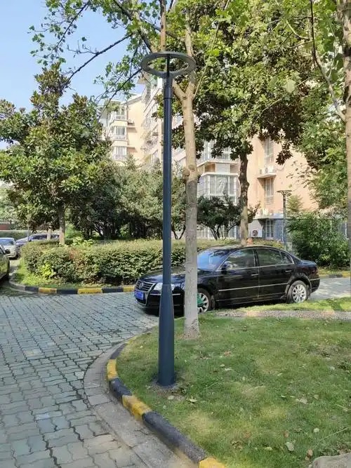 单臂路灯