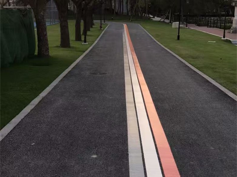地下车库划线