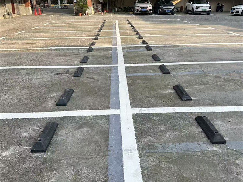 停车位划线