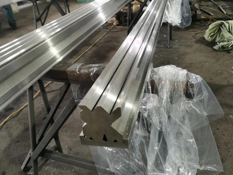 汕头市段差折弯模具