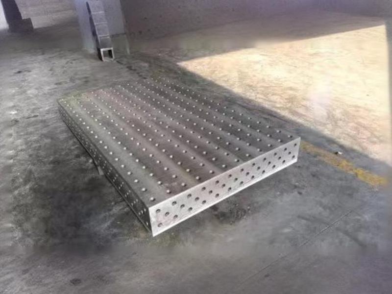 三维柔性焊接平台夹具