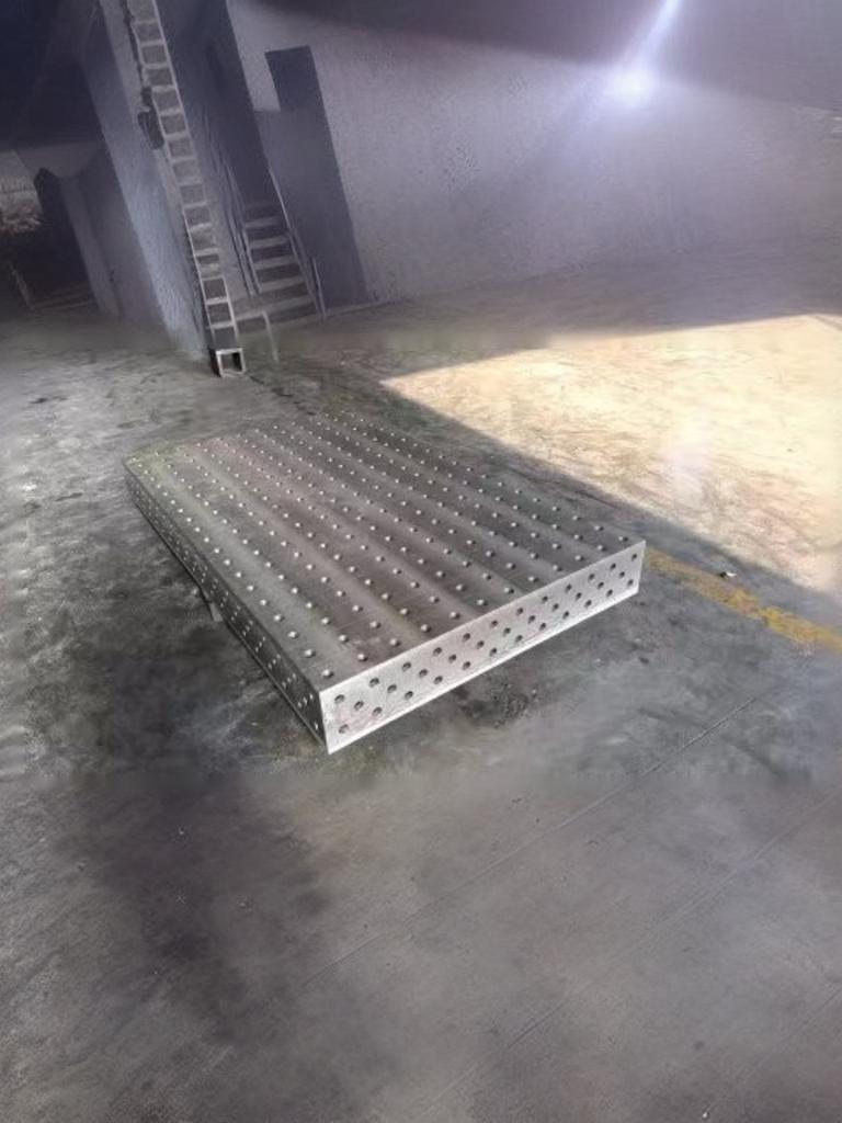 三维柔性焊接平台