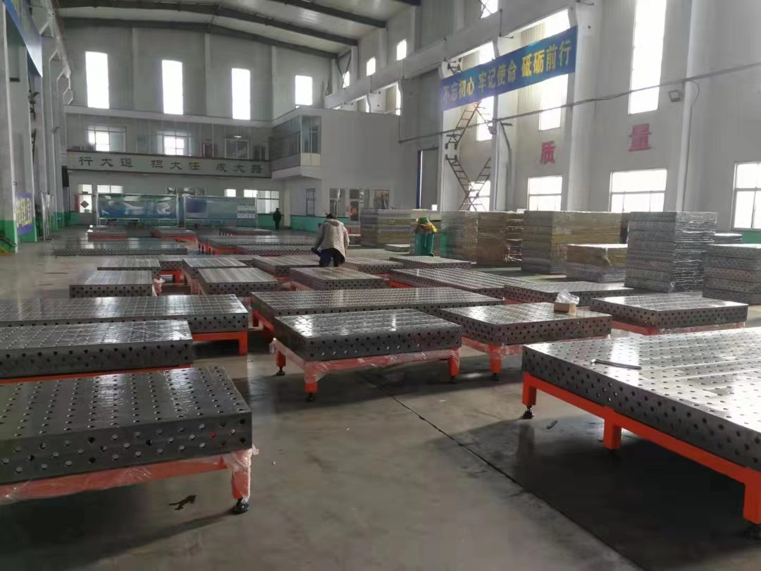 三维柔性焊接平台定位夹具