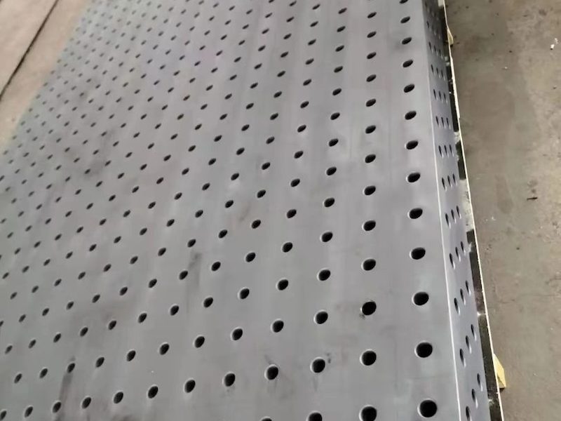 胡杨河市多孔定位焊接平台工装夹具